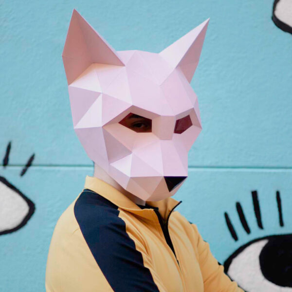 Máscara de gato esfinge de papel 3D hecha con plantillas de un PDF descargable