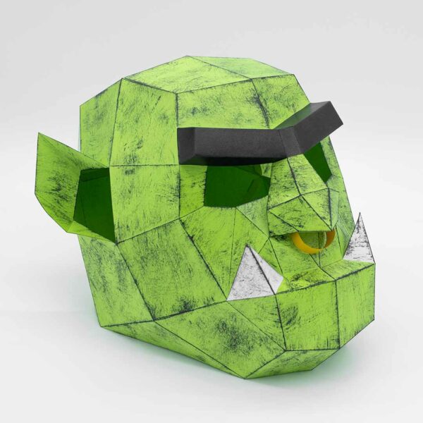 Máscara de ogro de papel 3D hecha con plantillas de un PDF descargable