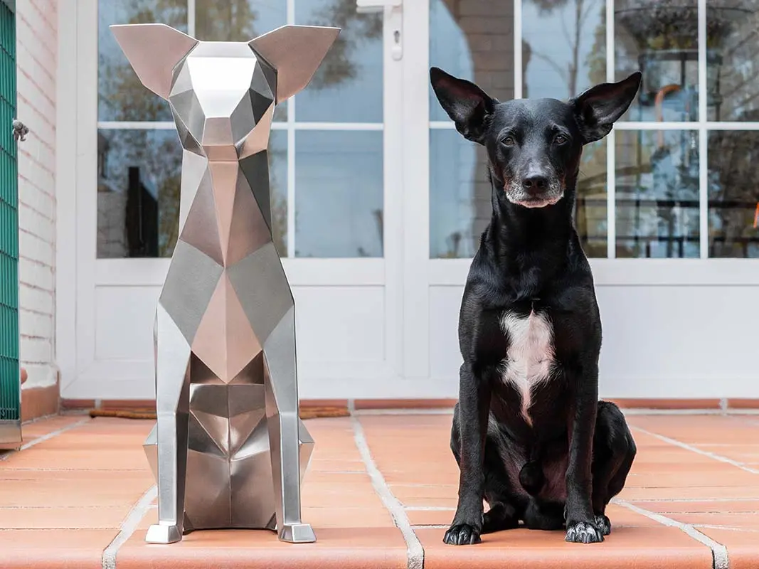 Escultura de Perro Personalizada Geométrica de Acero Inoxidable